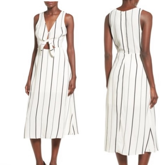Astr Dresses & Skirts - ASTR The Label Tie Front Midi Dress Medium